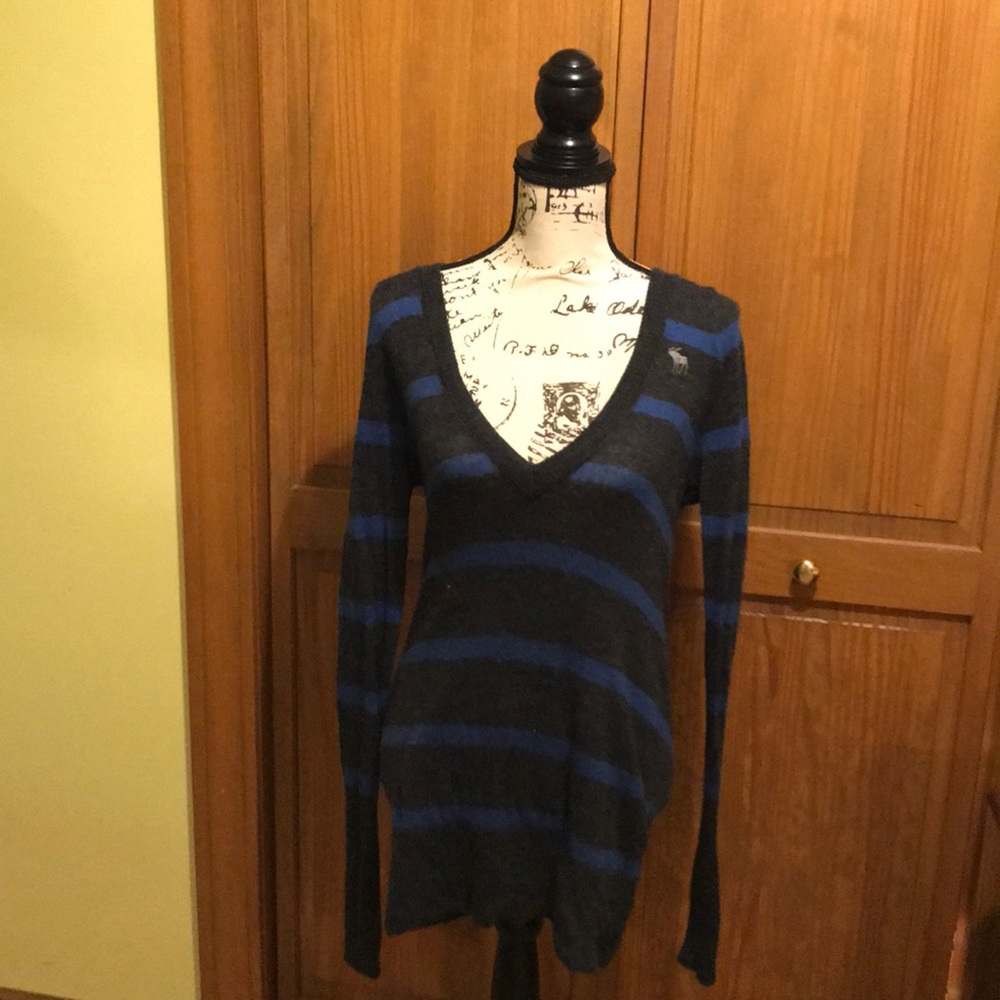 V neck tunic sweater from A&F